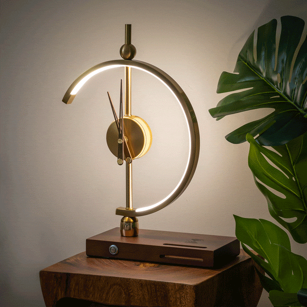 NagoyaLight™ | Luxury lamp clock with charger